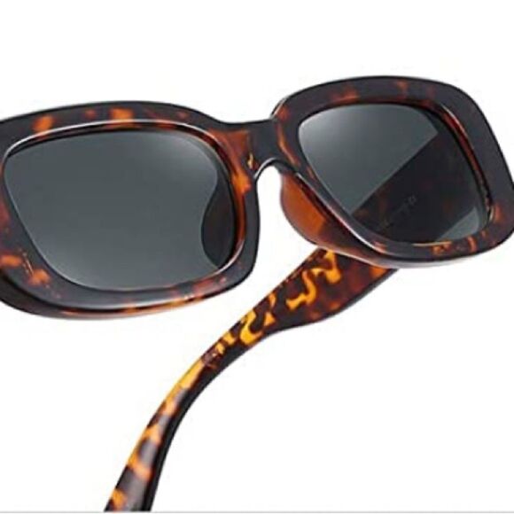 Tortoise Rectangle sunglasses   - Picture 5 of 5